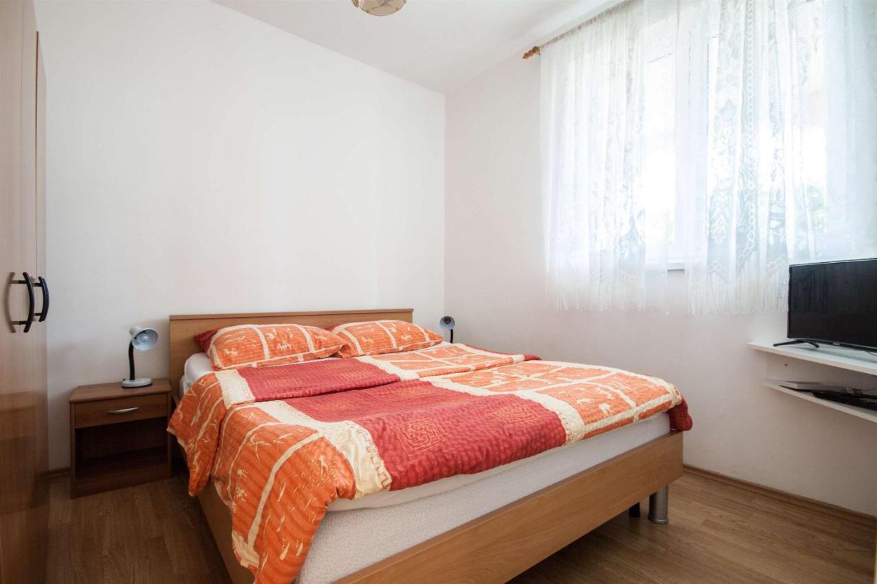 Apartments Dara Umag Buitenkant foto