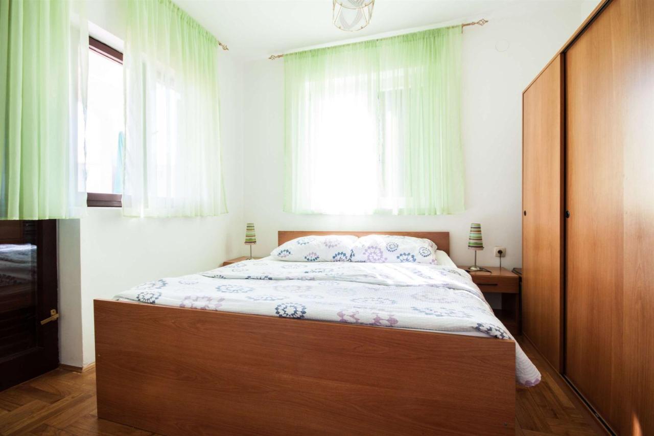 Apartments Dara Umag Buitenkant foto