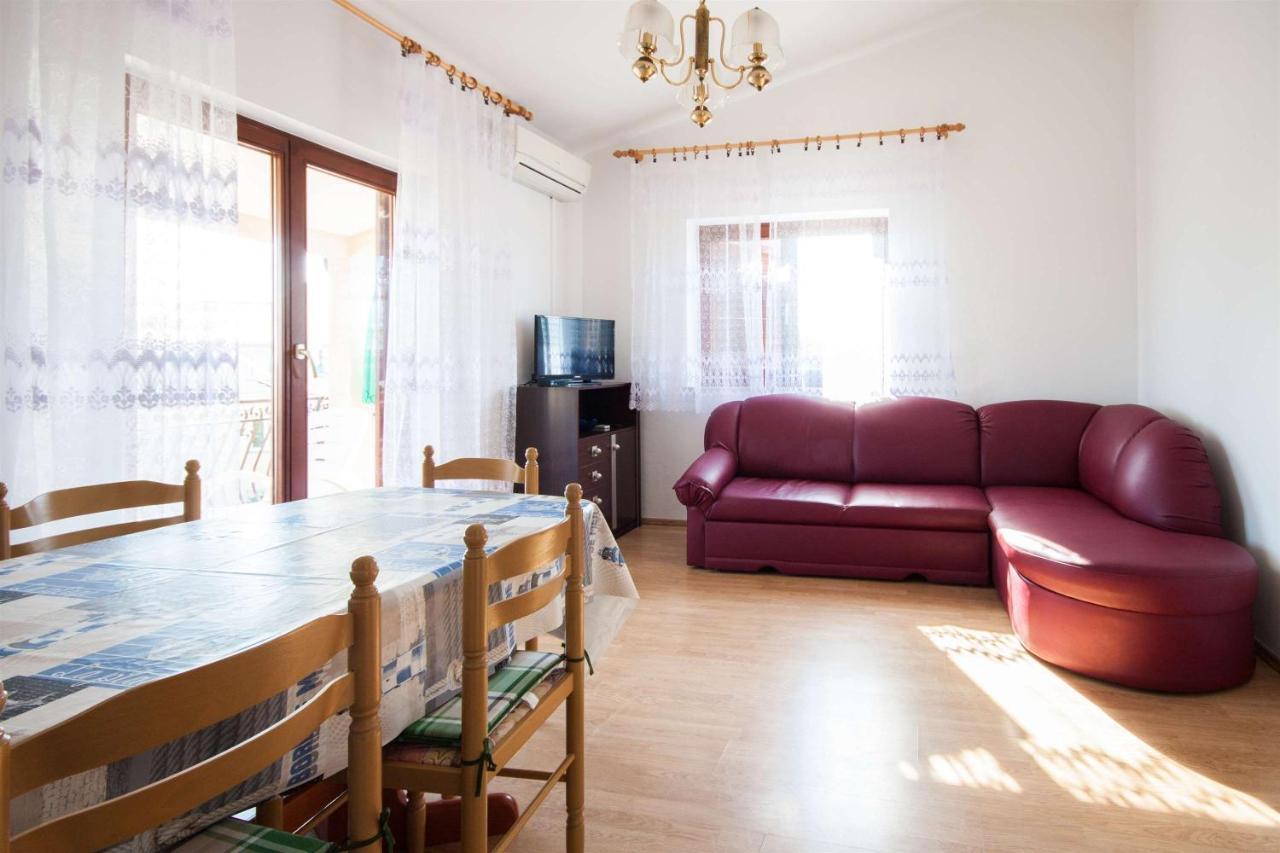 Apartments Dara Umag Buitenkant foto