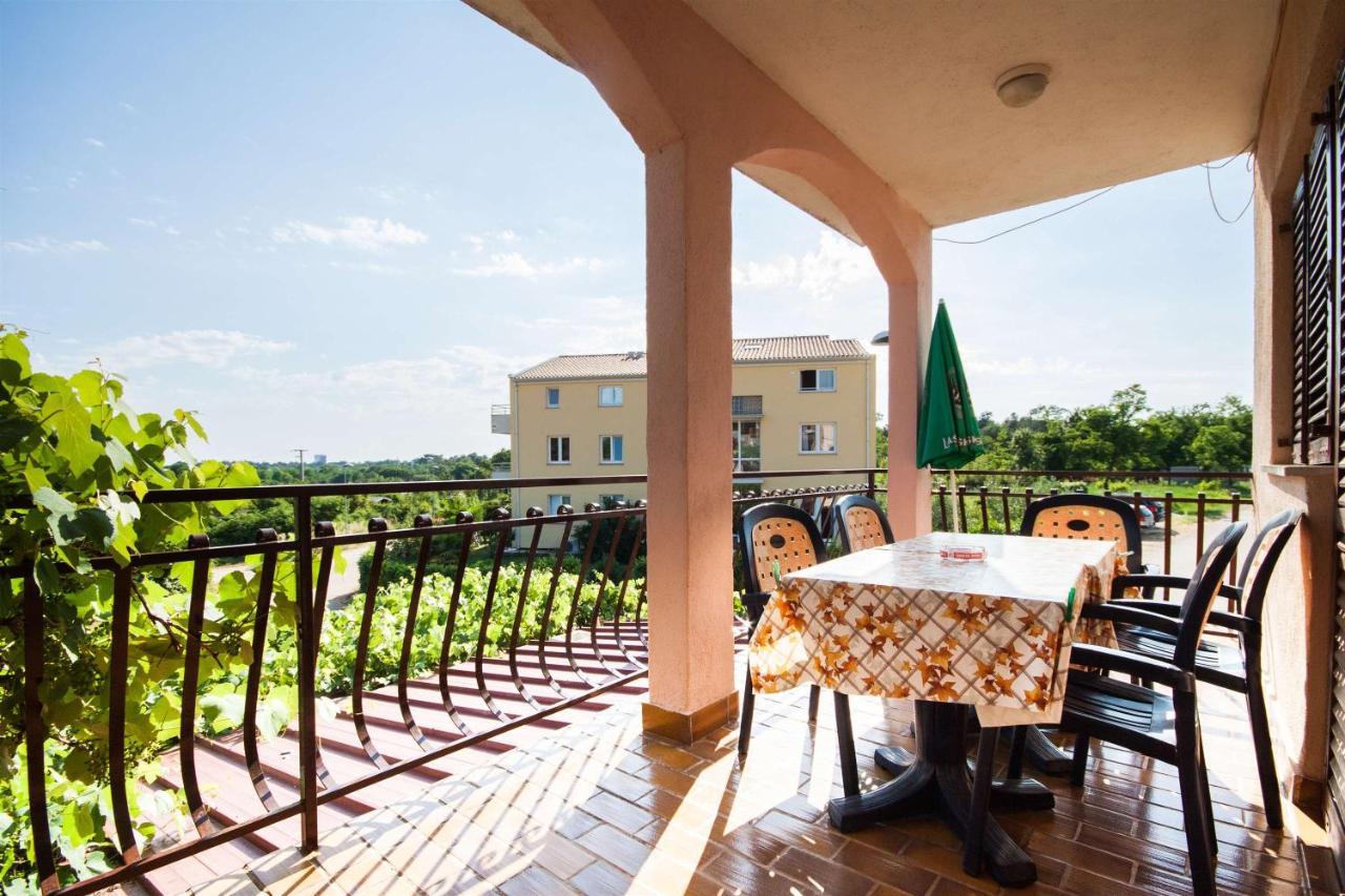 Apartments Dara Umag Buitenkant foto