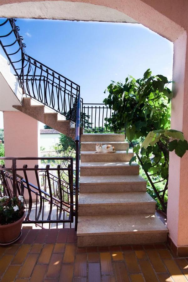 Apartments Dara Umag Buitenkant foto